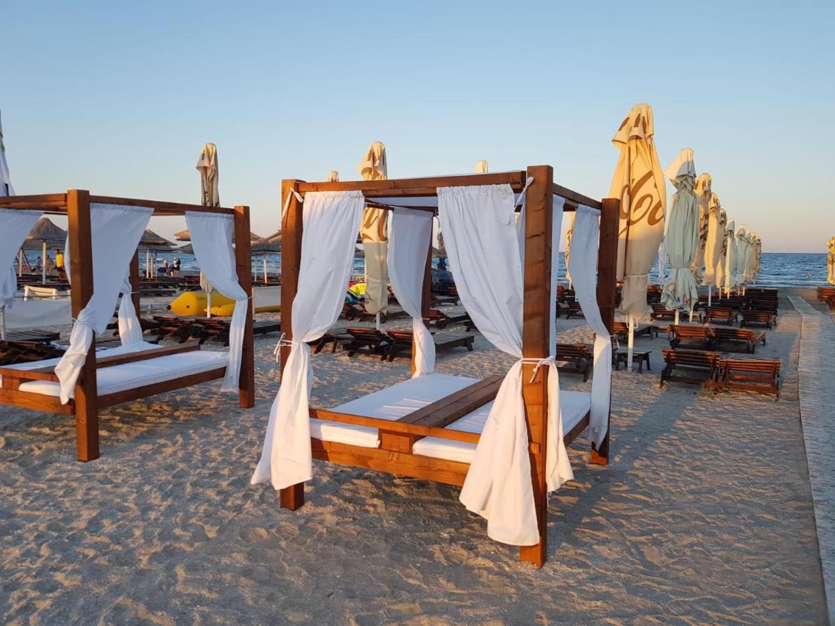 Eros Beach Resort Неводарі Екстер'єр фото