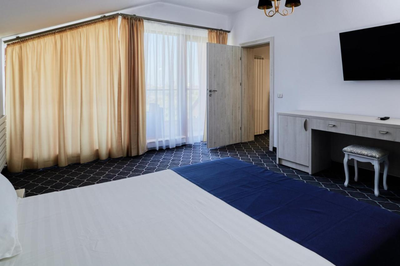 Eros Beach Resort Неводарі Екстер'єр фото