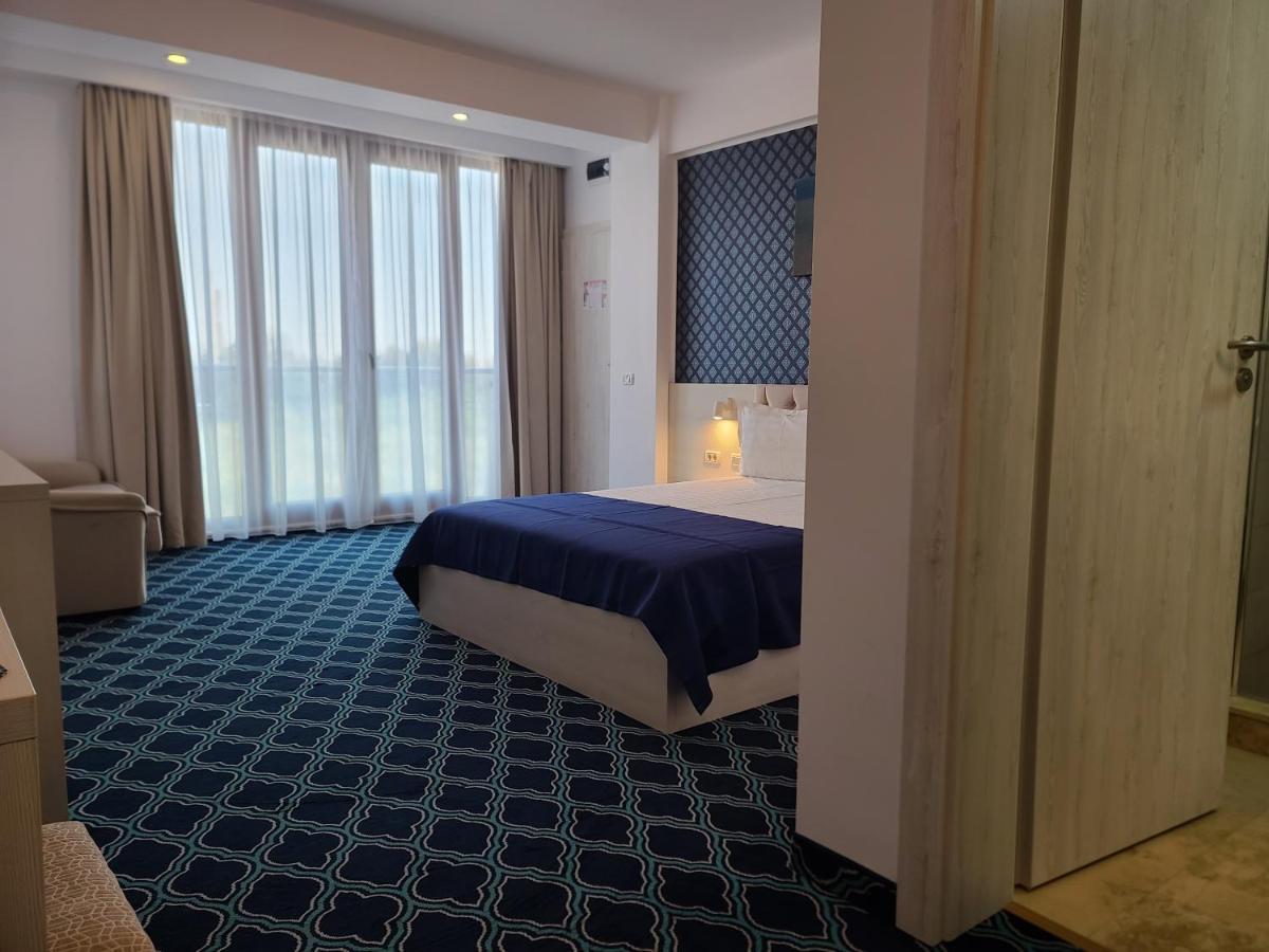Eros Beach Resort Неводарі Екстер'єр фото