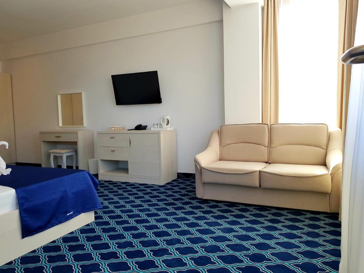 Eros Beach Resort Неводарі Екстер'єр фото